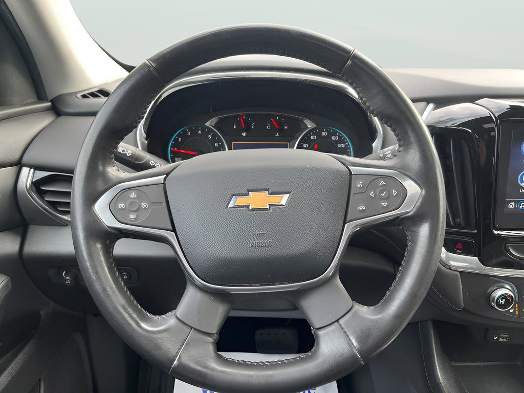 Used 2020 Chevrolet Traverse LT w/ LT Premium Package image 22