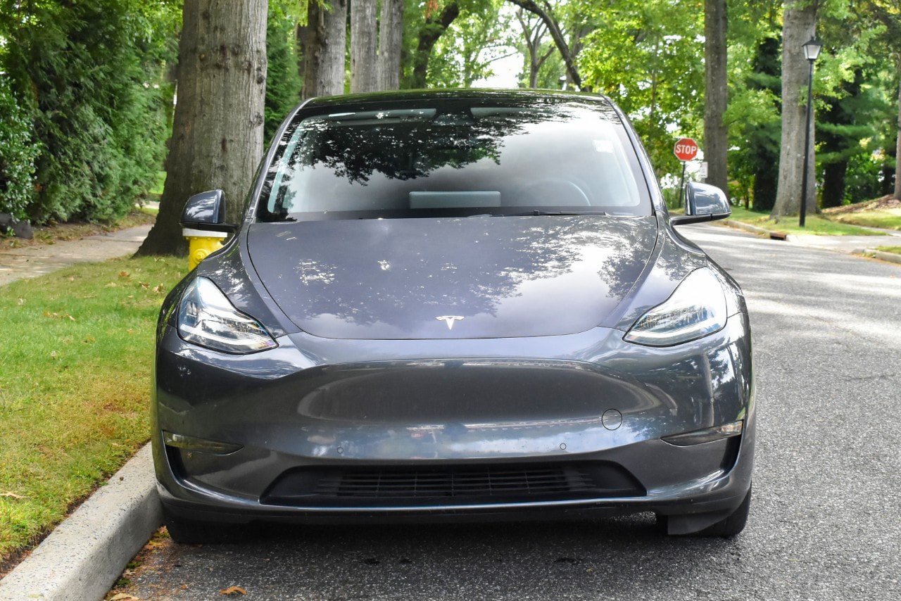 Used 2021 Tesla Model Y Long Range AWD/4WD image 11
