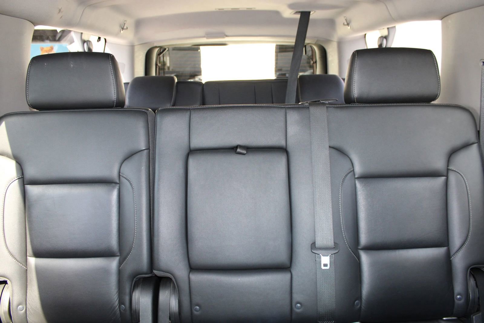 Used 2019 Chevrolet Suburban LT image 16