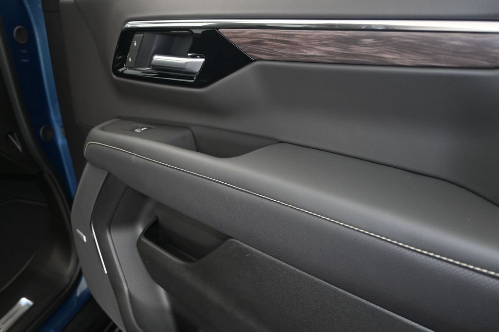 New 2026 Chevrolet Tahoe Premier w/ Sun And Tow Package RWD image 23