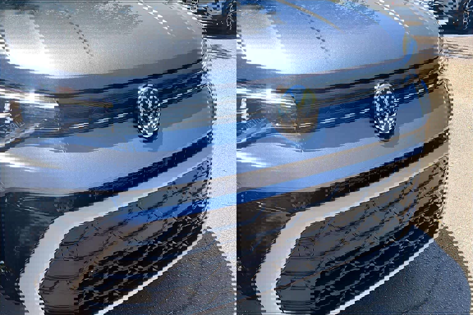 Used 2025 Volkswagen Taos SE w/ Black Wheel Package FWD image 32