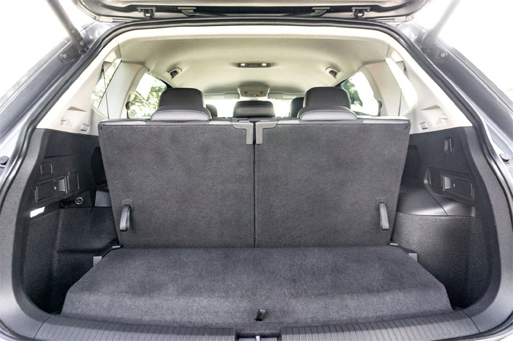 Used 2012 Jeep Grand Cherokee Laredo w/ Laredo E Group image 30