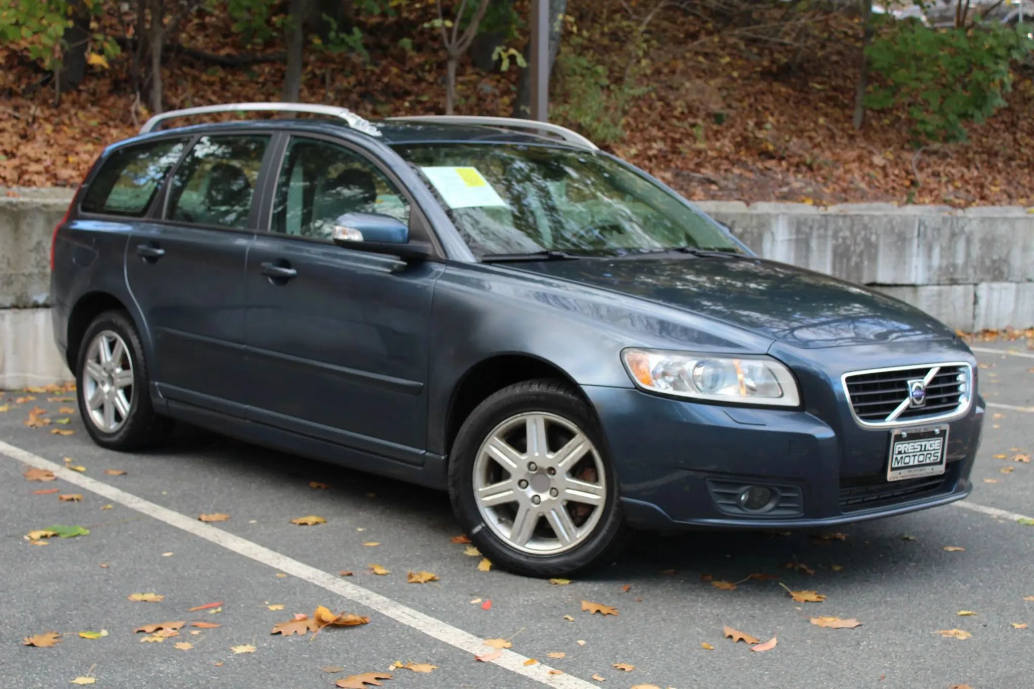Used 2008 Volvo V50 T5 AWD/4WD image 4