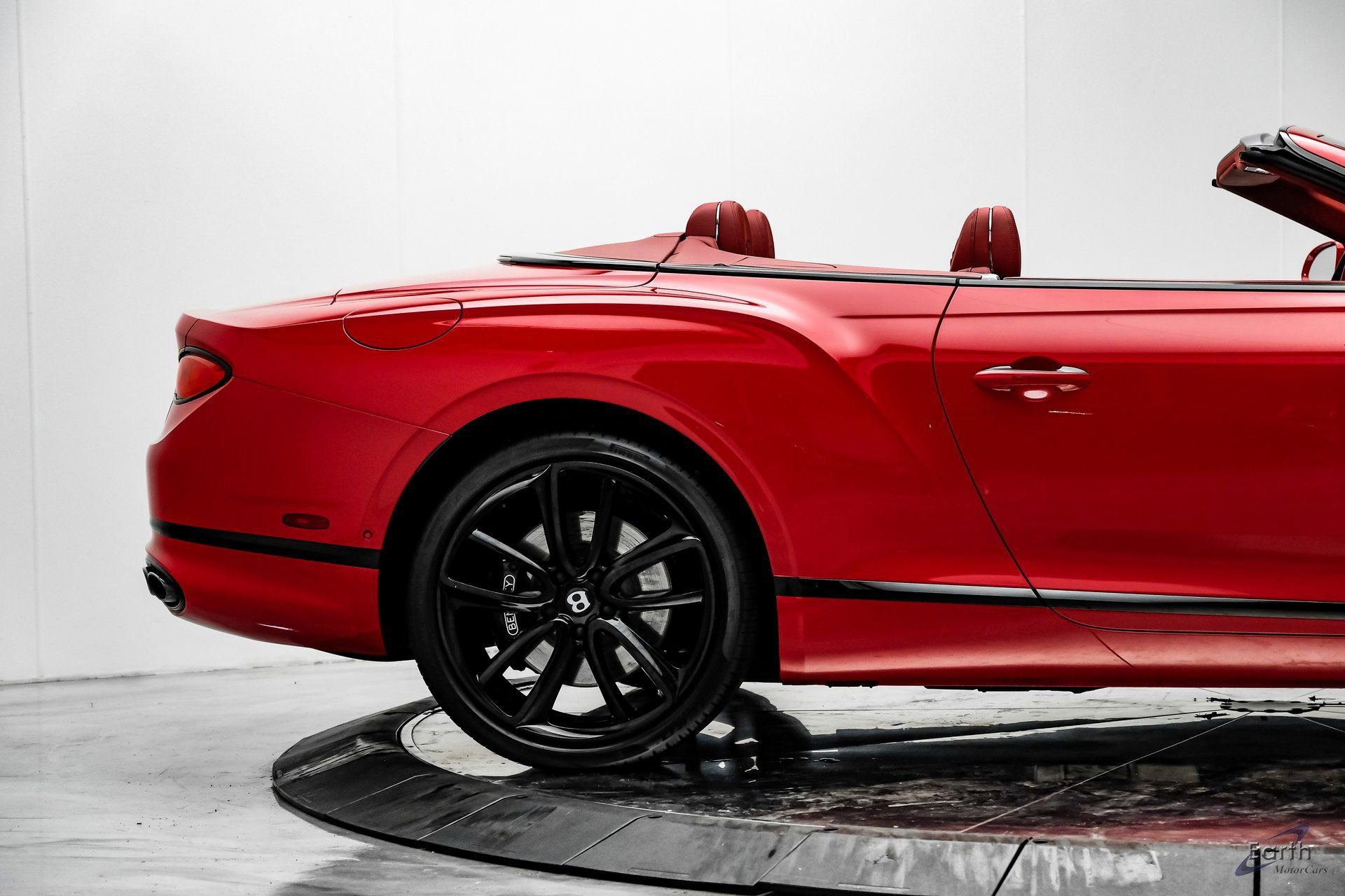 Used 2022 Bentley Continental GT AWD/4WD image 25