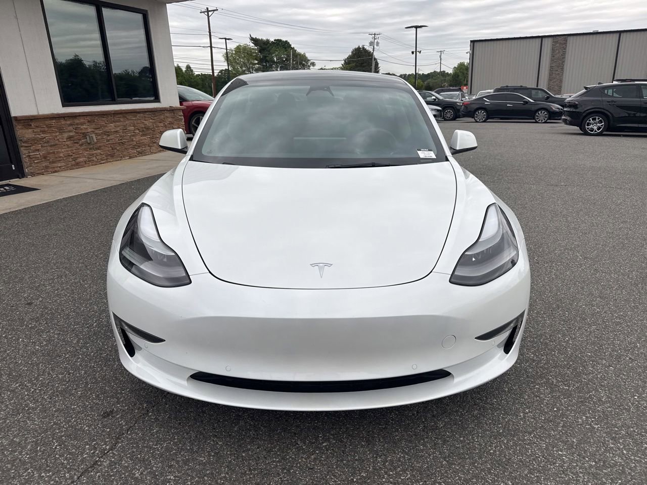 Used 2022 Tesla Model 3 Long Range AWD/4WD image 9
