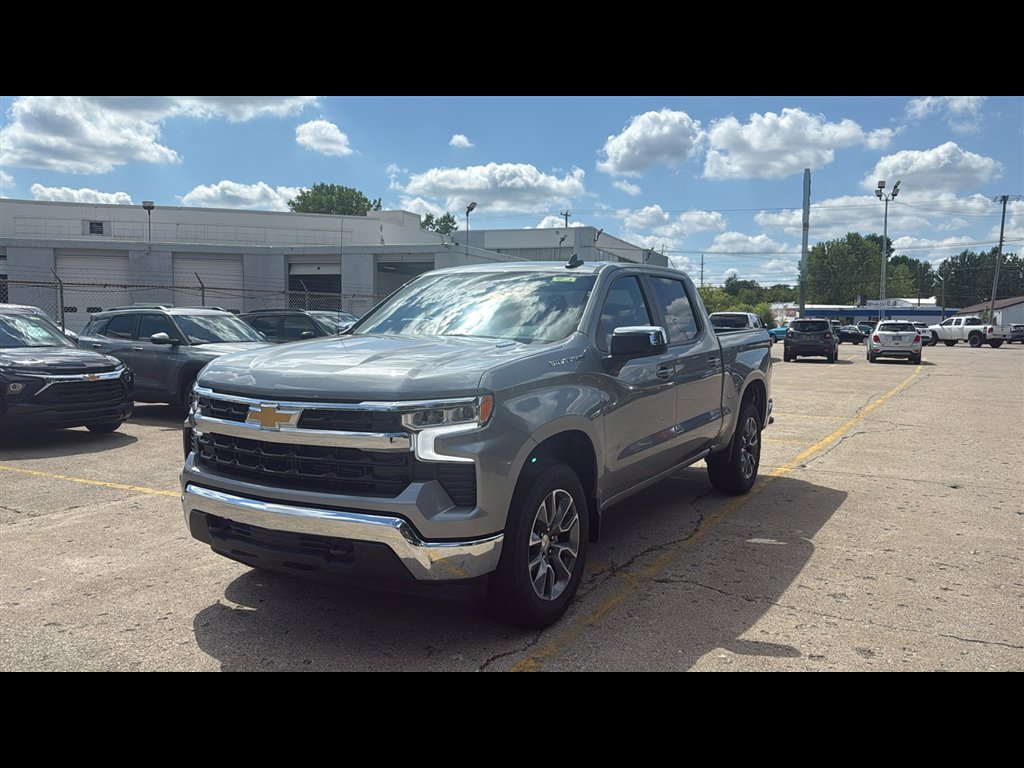 New 2026 Chevrolet Silverado 1500 LT image 2