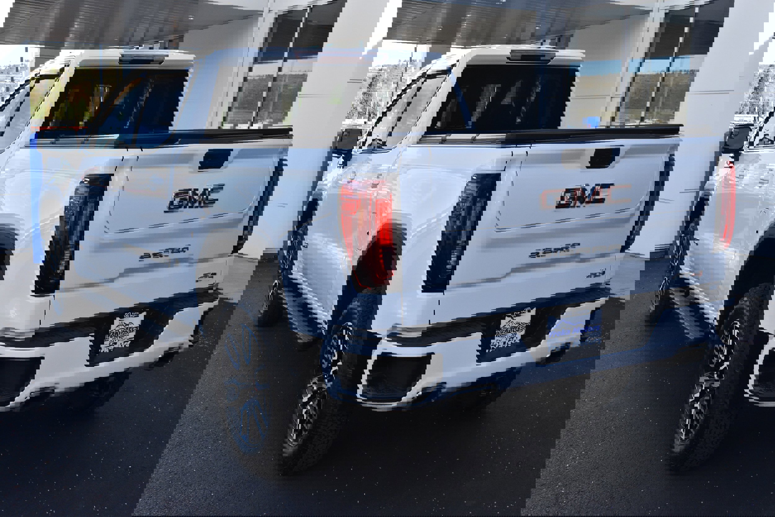 Used 2021 GMC Sierra 1500 AT4 image 10