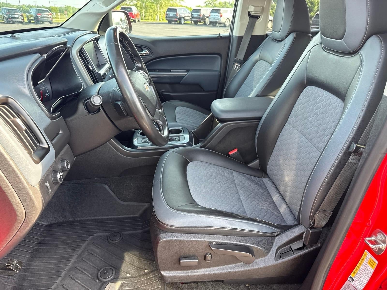 Used 2016 Chevrolet Colorado Z71 AWD/4WD image 5
