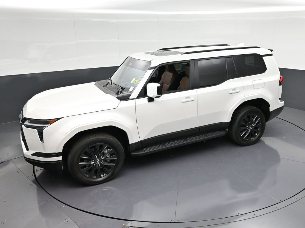 Used 2024 Lexus GX 550 w/ Cold Area Package AWD/4WD image 31