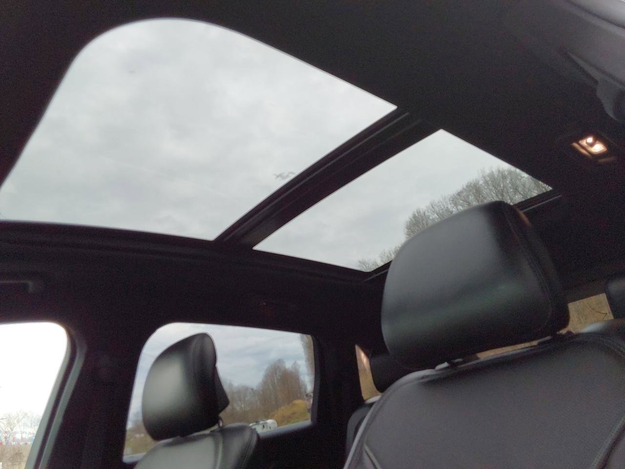 Used 2017 Lincoln MKX Reserve image 15