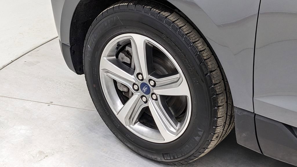 Certified 2022 Ford Edge SEL w/ Convenience Package image 5