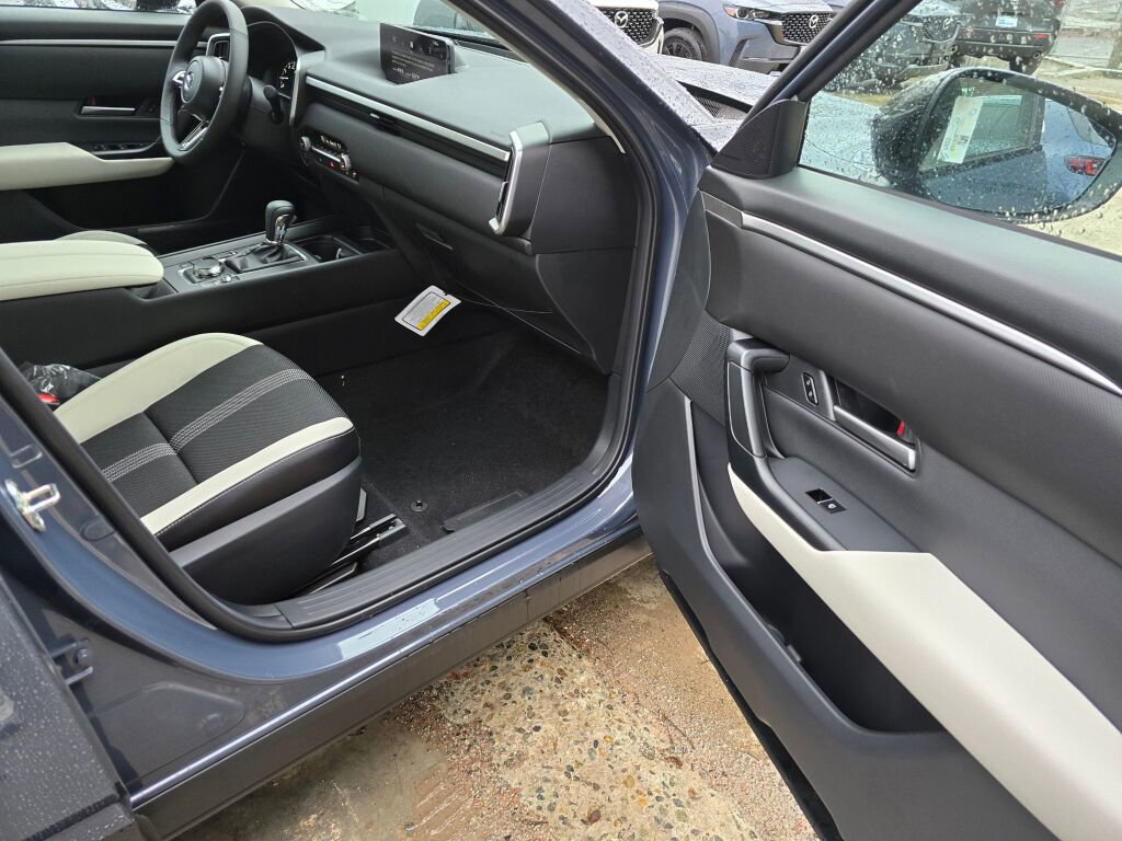 New 2026 MAZDA CX-50 AWD 2.5 S w/ Cargo Package image 28