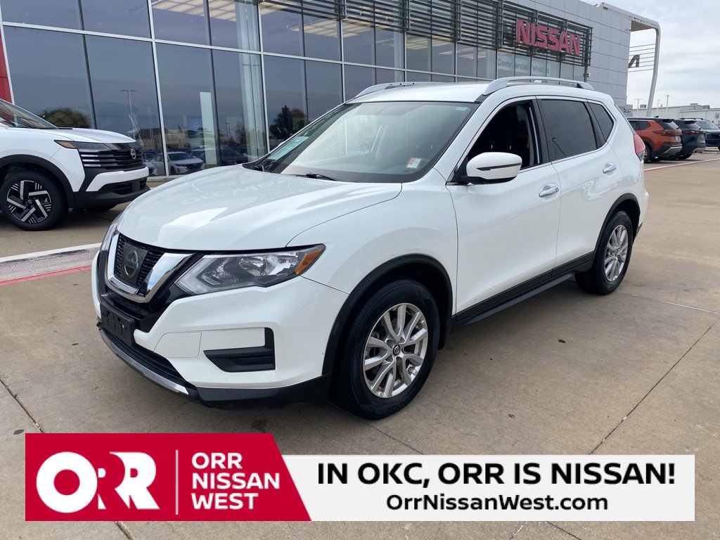 Used 2017 Nissan Rogue SV