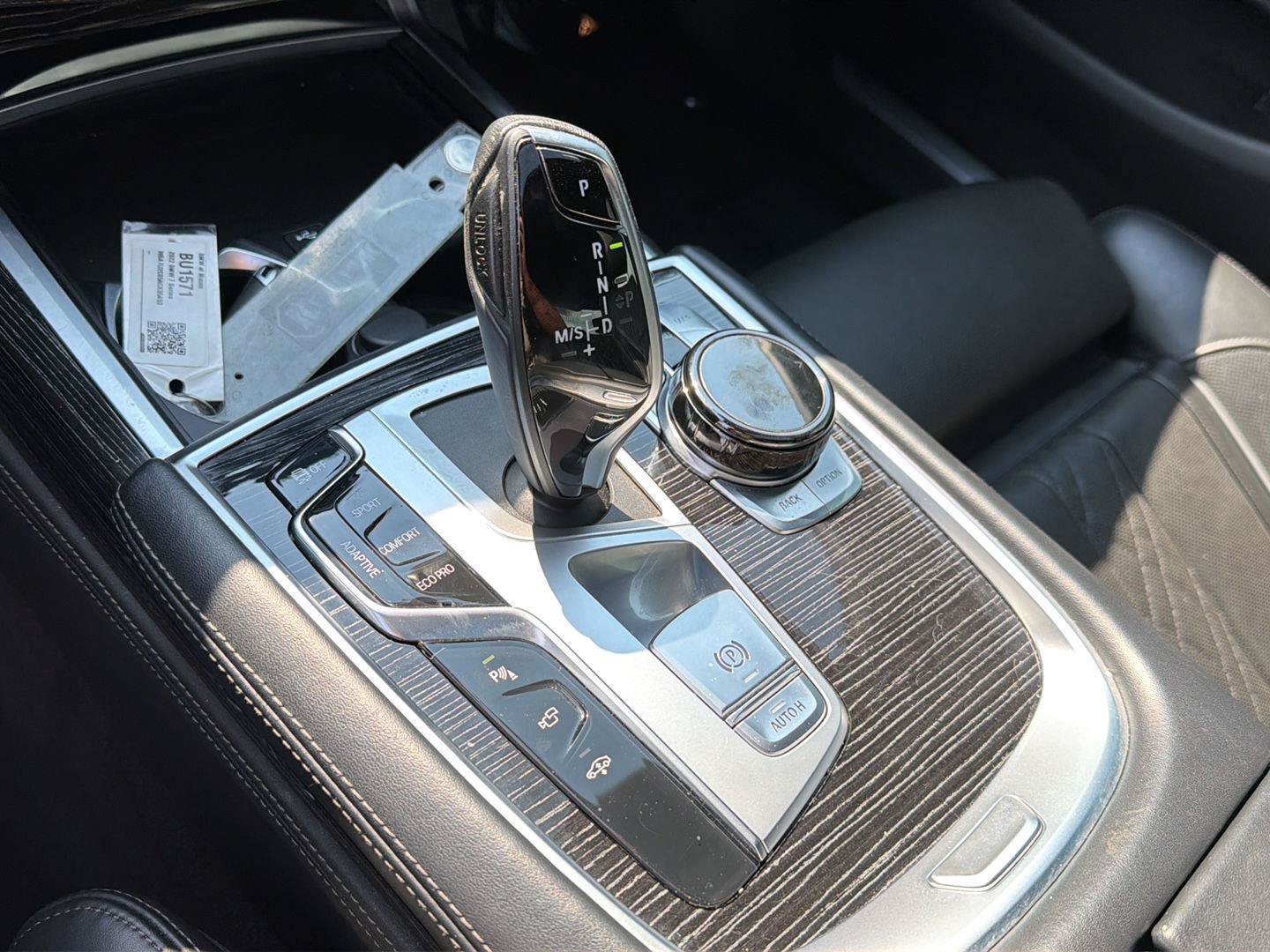 Used 2022 BMW 750i xDrive w/ Executive Package AWD/4WD image 28