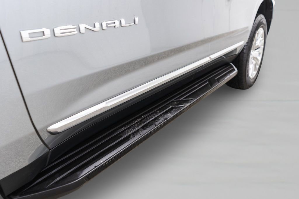 Used 2025 GMC Yukon Denali image 42