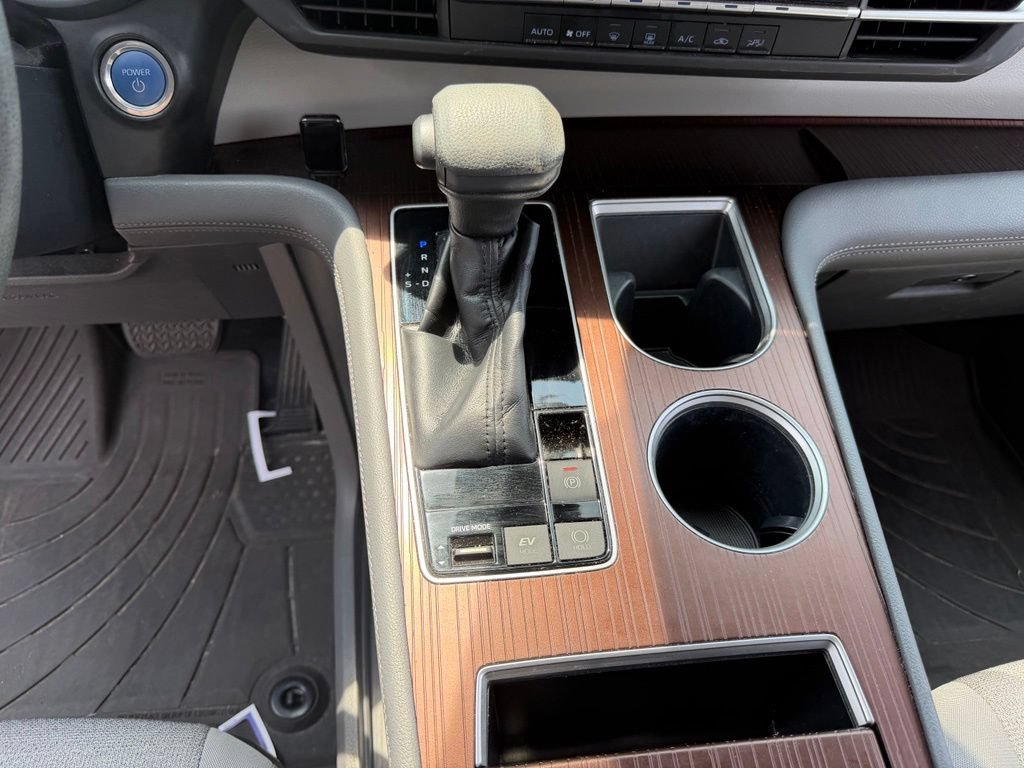 Used 2022 Toyota Sienna LE FWD image 27
