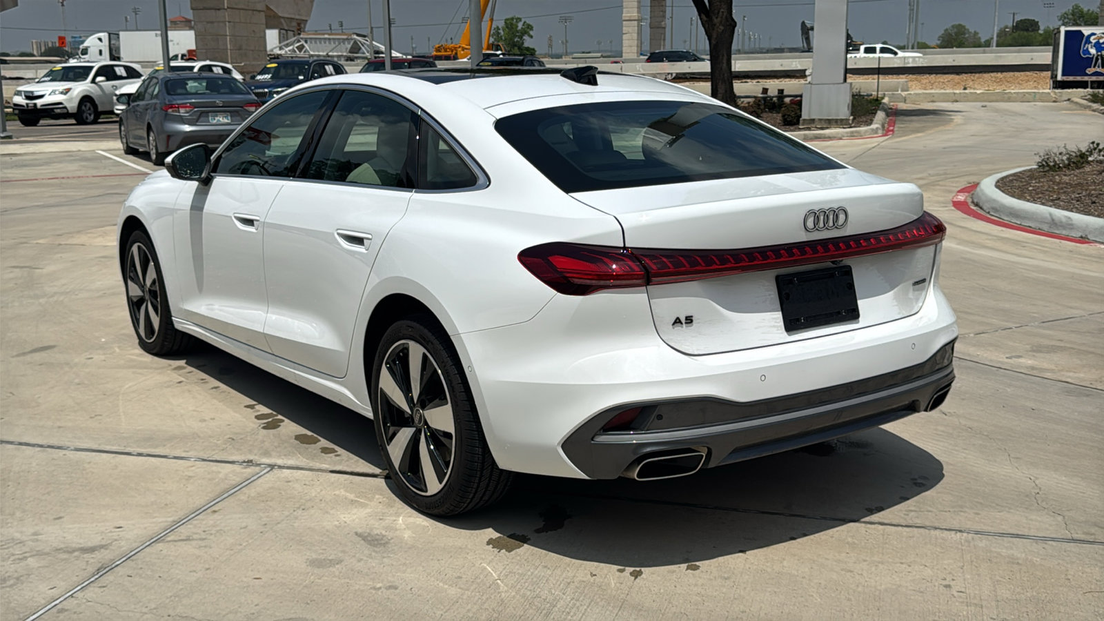 Used 2025 Audi A5 2.0T Premium Plus w/ Premium Plus AWD/4WD image 5
