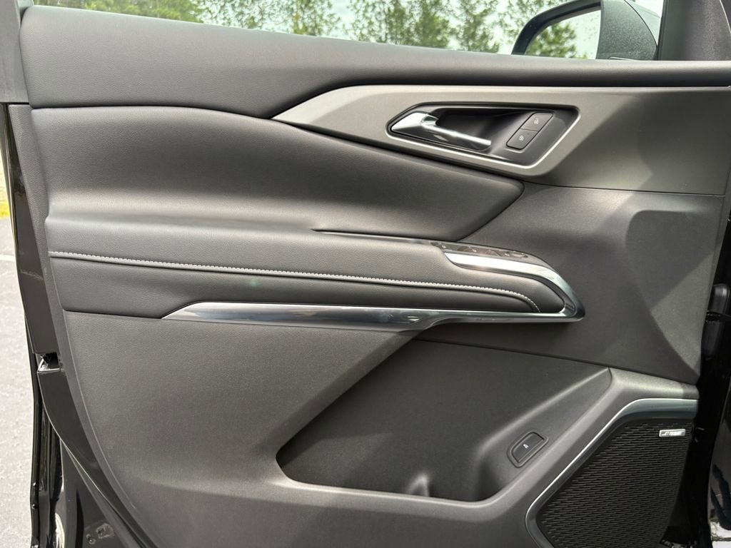 New 2026 Chevrolet Traverse LT w/ Enhanced Driving Package FWD image 15