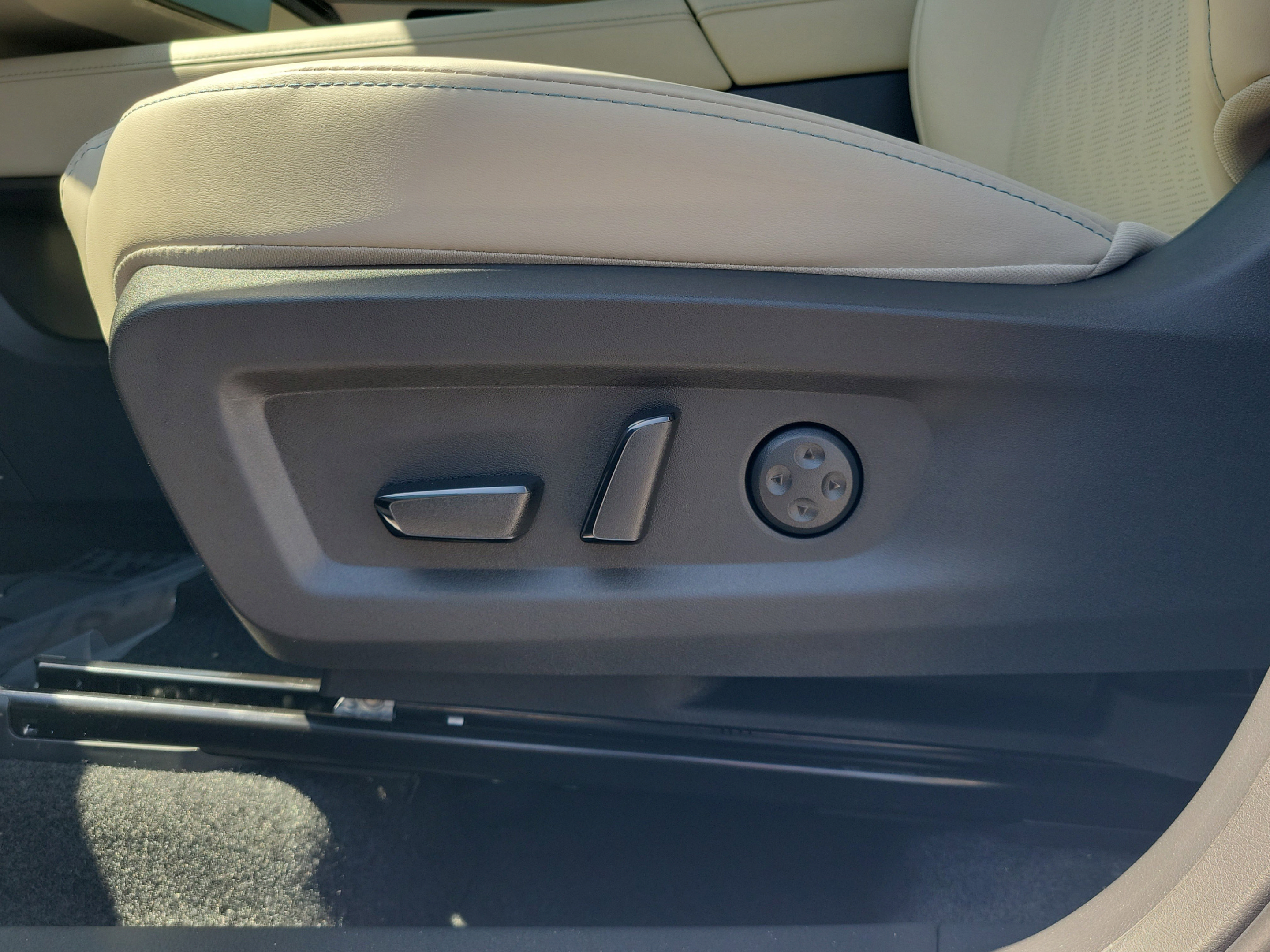 New 2026 Nissan Murano Platinum w/ Cargo Package AWD/4WD image 19
