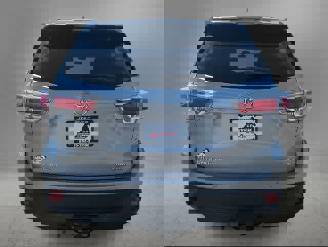Used 2016 Toyota Highlander Limited image 7