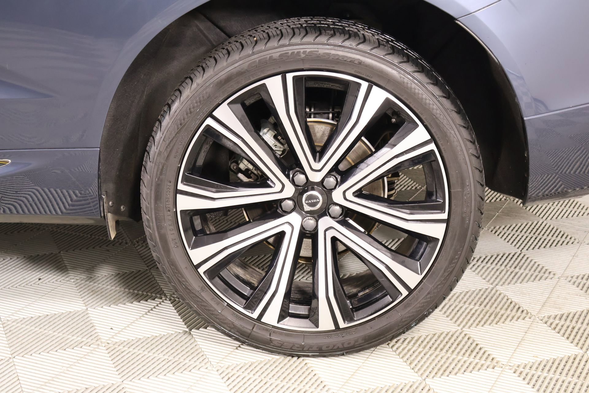 Used 2023 Volvo XC60 B5 Ultimate w/ Climate Package image 20