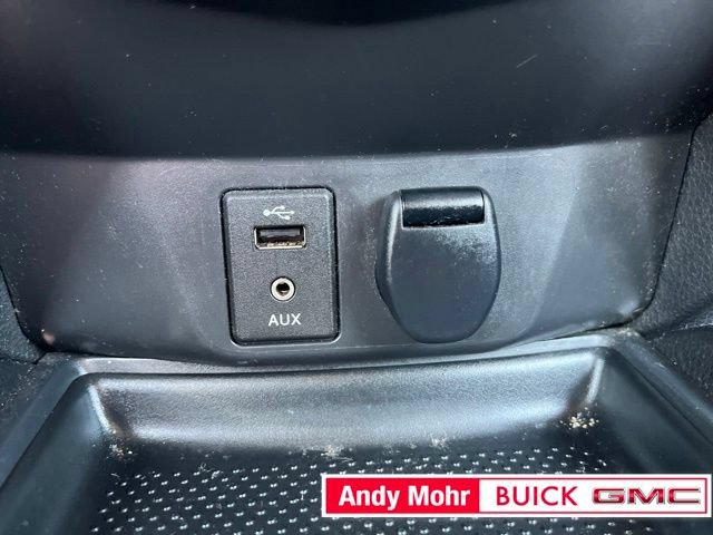 Used 2016 Nissan Rogue S FWD image 26