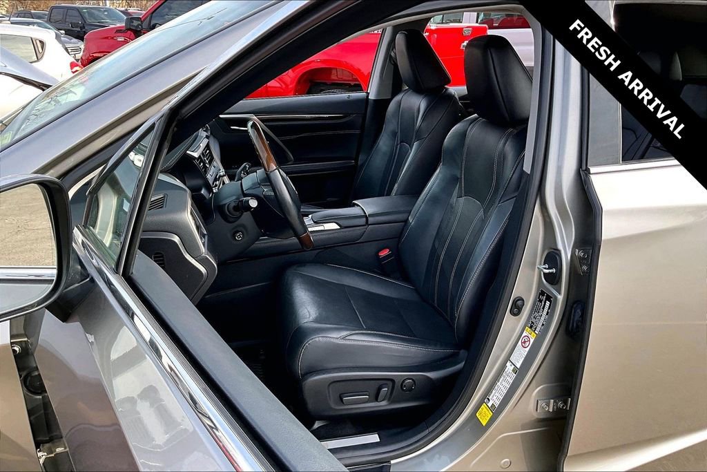 Used 2019 Lexus RX 350 AWD w/ Navigation Package image 20