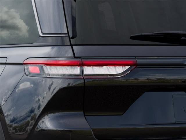 New 2026 Jeep Grand Cherokee Altitude RWD image 9