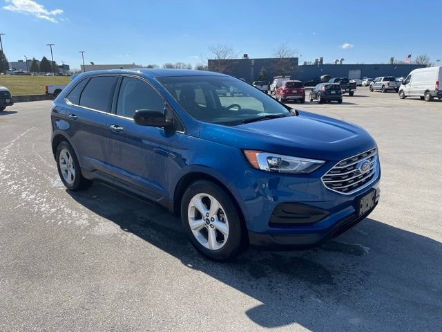 Certified 2020 Ford Edge SE image 2