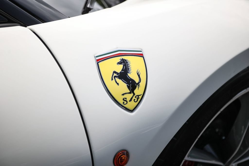 Certified 2019 Ferrari 488 GTB RWD image 14