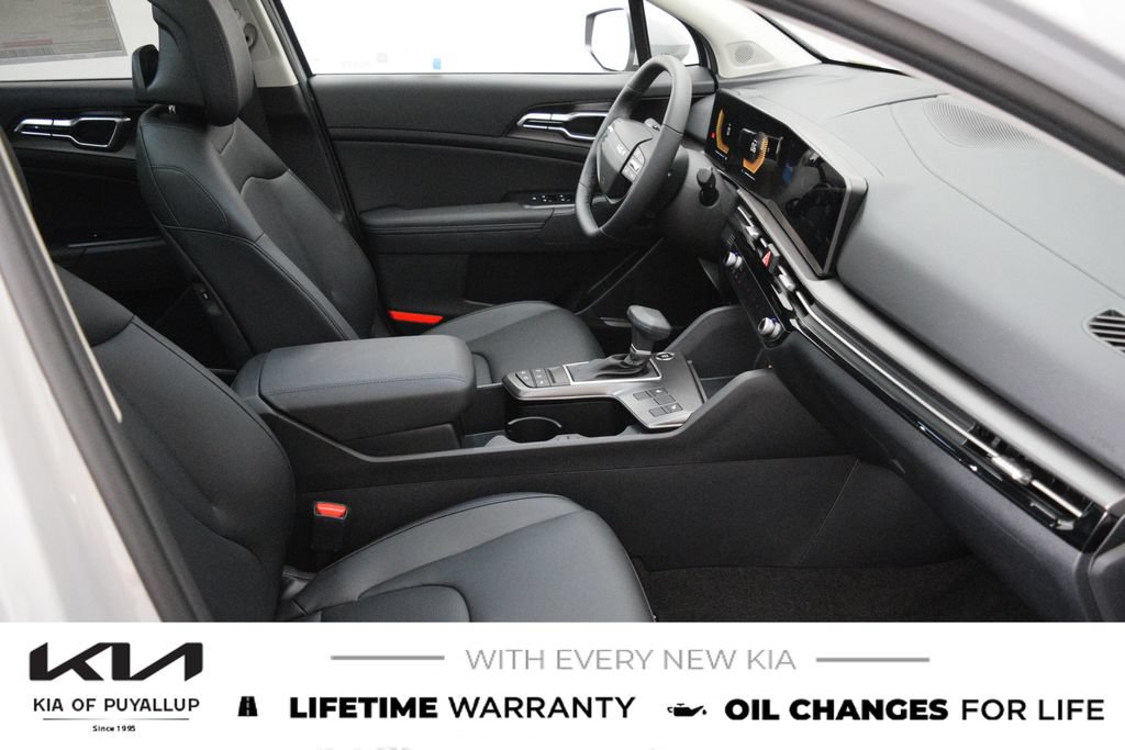 New 2026 Kia Sportage EX FWD image 16