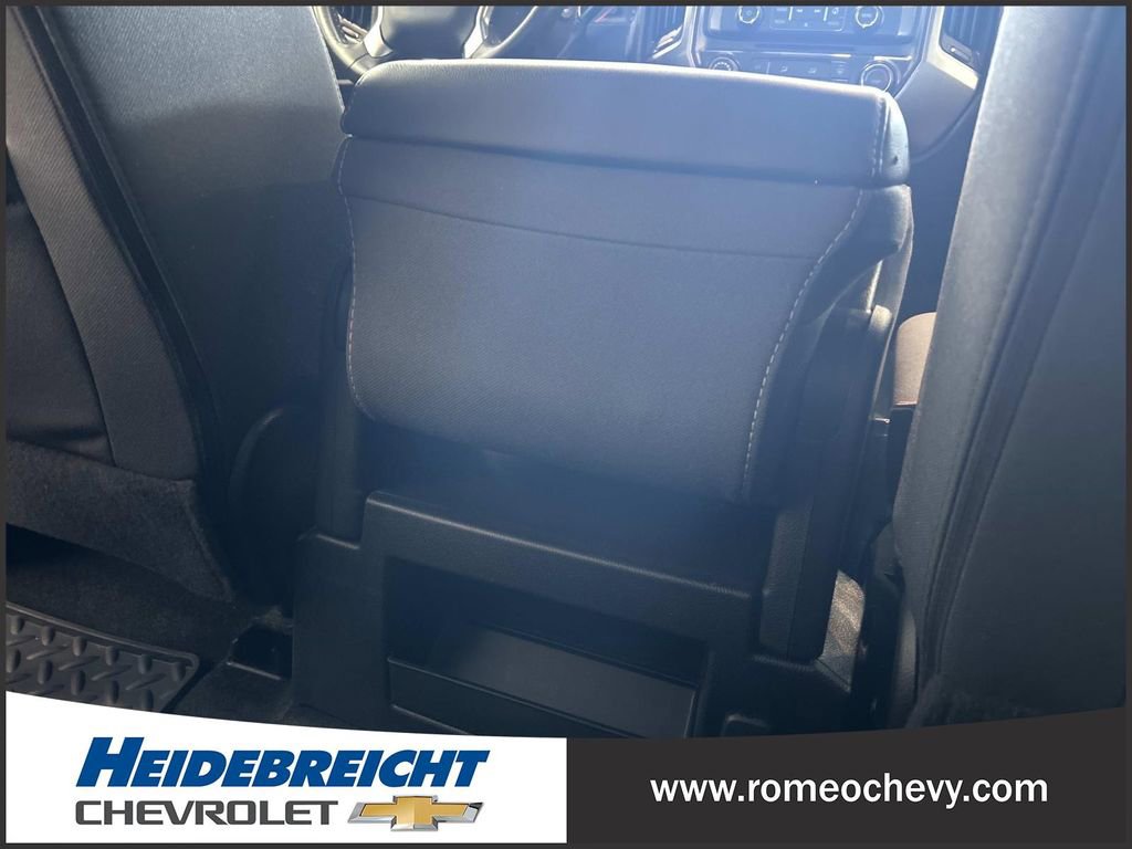 Used 2018 Chevrolet Silverado 1500 LT w/ Trailering Package AWD/4WD image 17