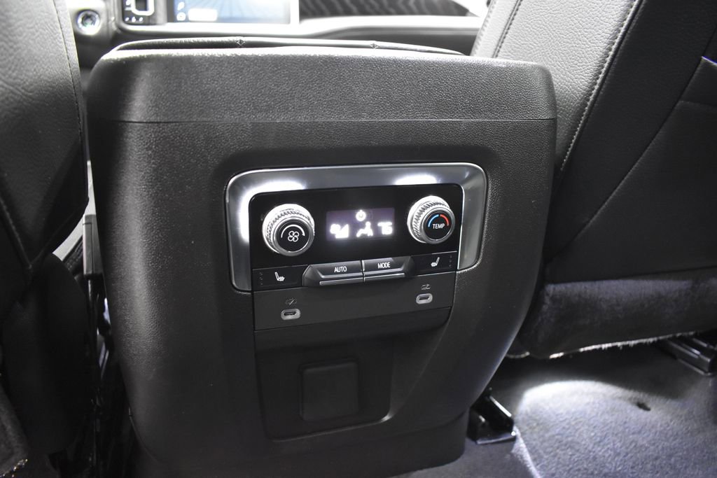 Used 2023 GMC Yukon Denali w/ LPO, Floor Liner Package image 37
