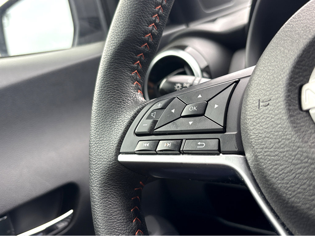 Used 2024 Nissan Kicks SR image 12
