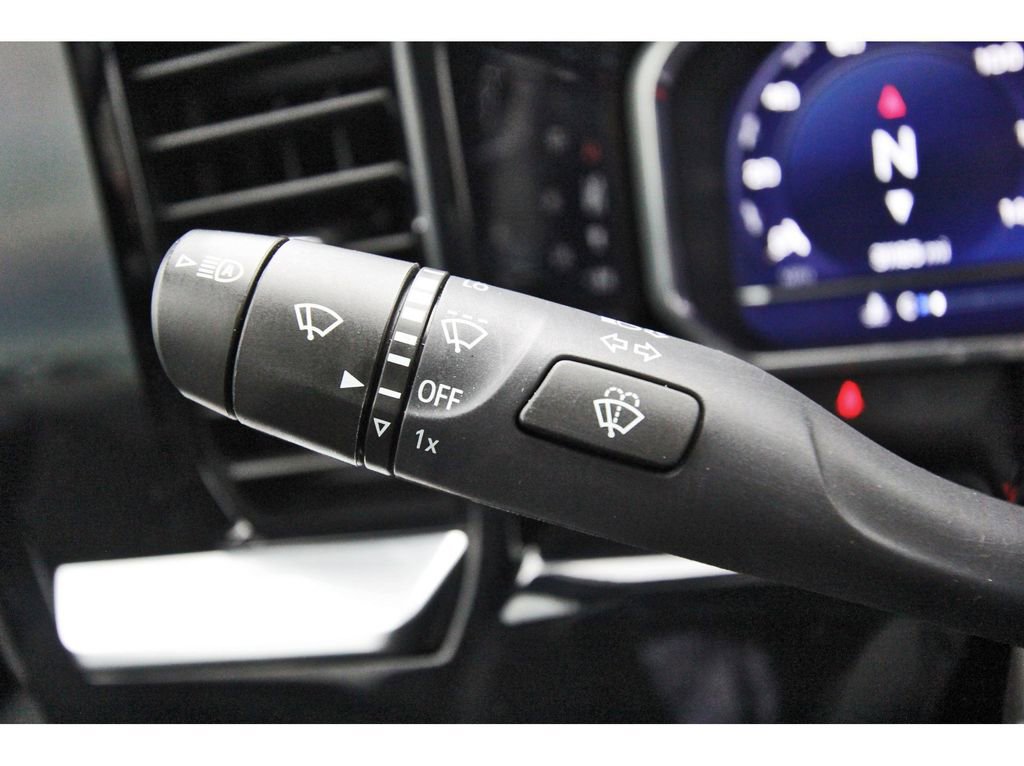 Used 2024 Chevrolet Silverado 2500 LTZ w/ LTZ Texas Edition image 17