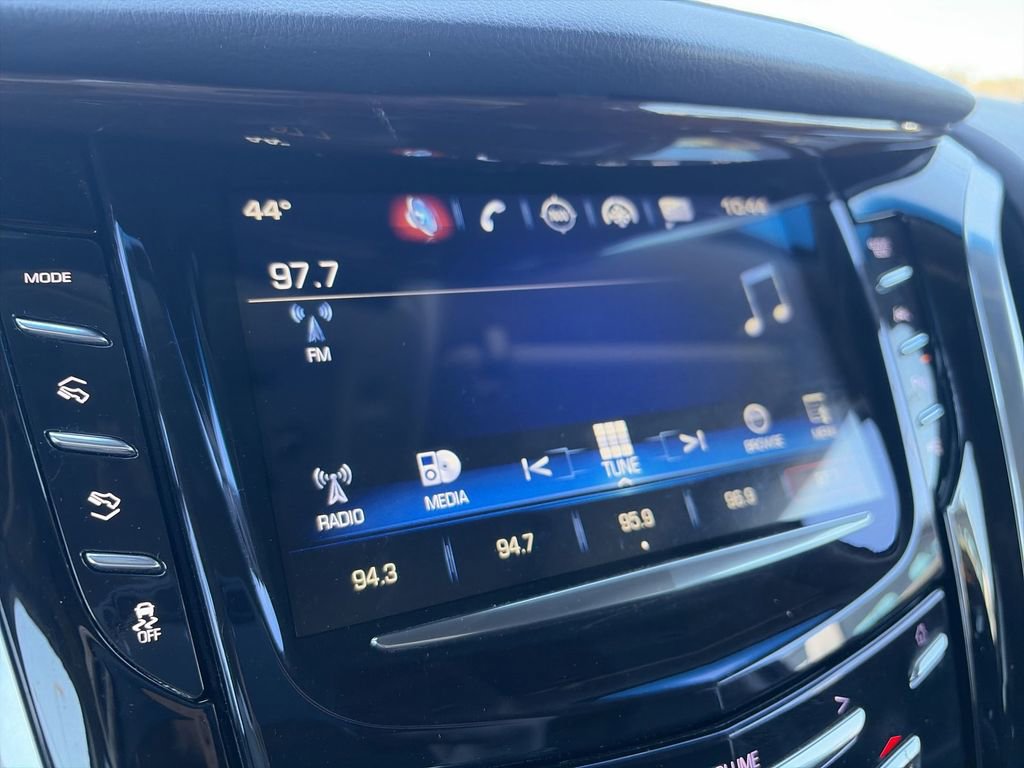 Used 2020 Cadillac Escalade Premium Luxury w/ Escalade Sport Edition image 22