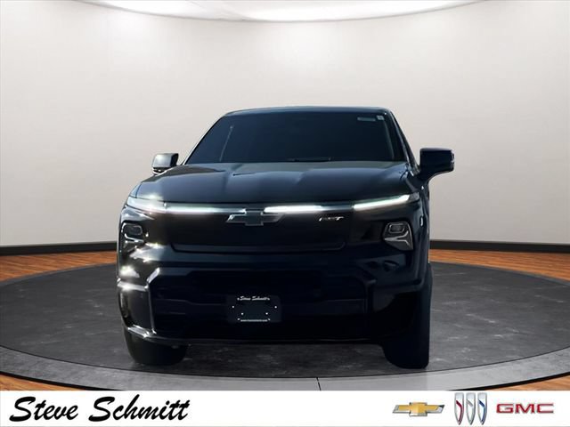 New 2025 Chevrolet Silverado EV RST AWD/4WD image 3