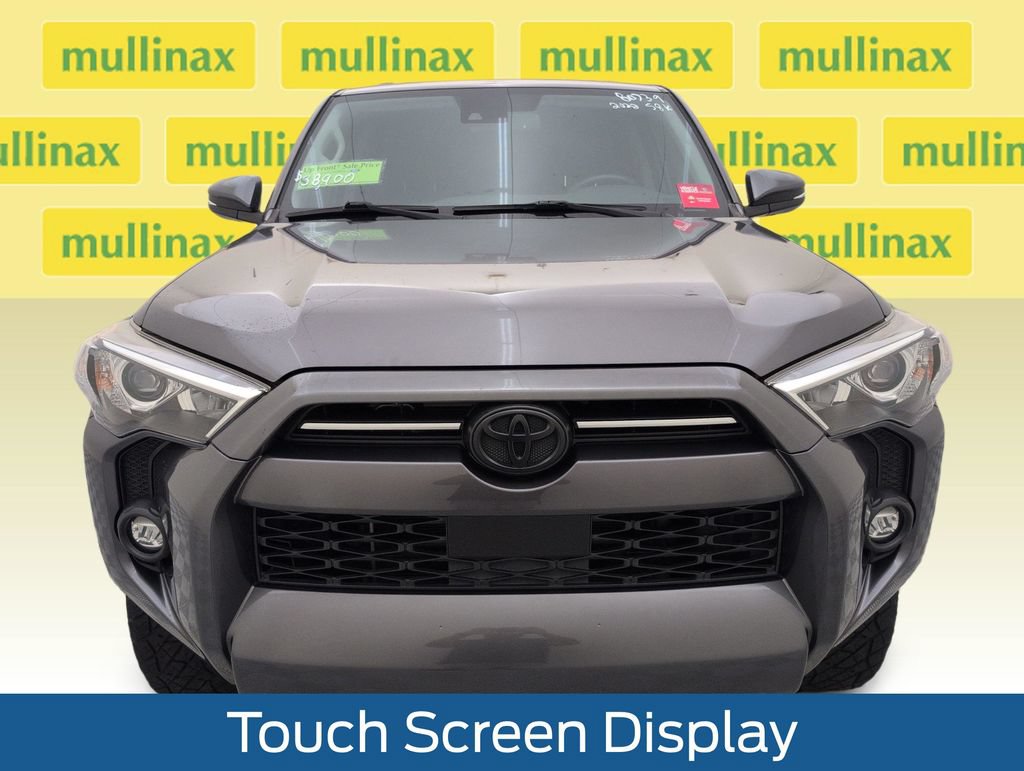 Used 2022 Toyota 4Runner SR5 Premium AWD/4WD image 14
