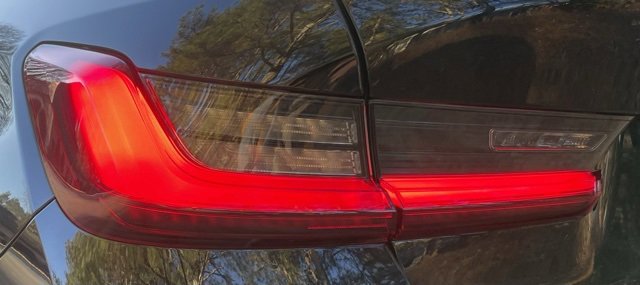 Used 2023 BMW 330i Sedan w/ Driving Assistance Package image 9