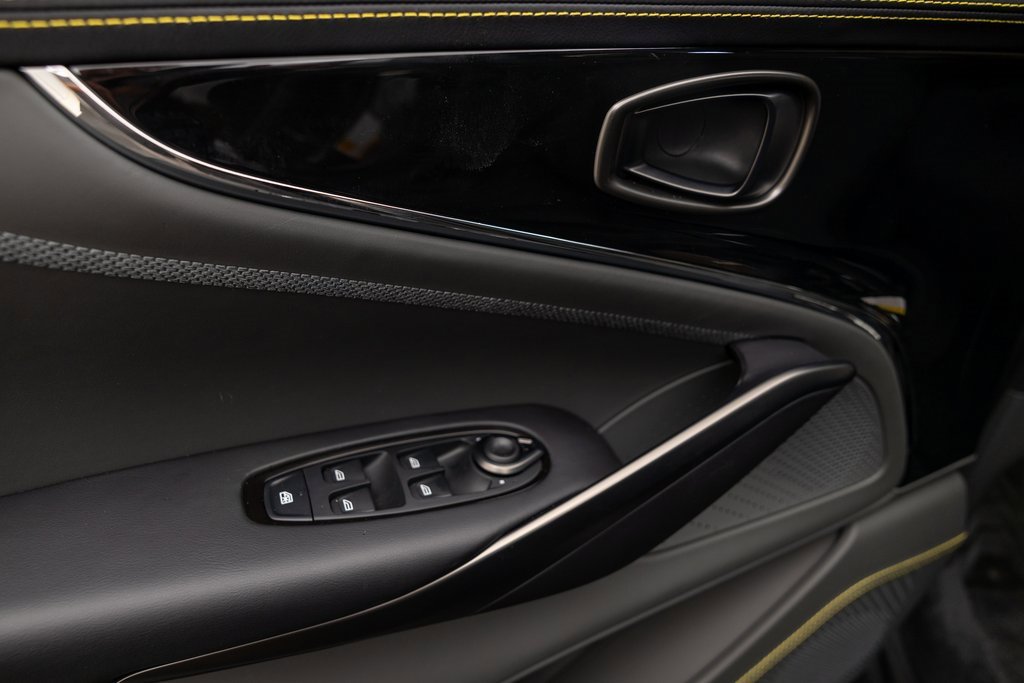 New 2025 Aston Martin DBX 707 image 17