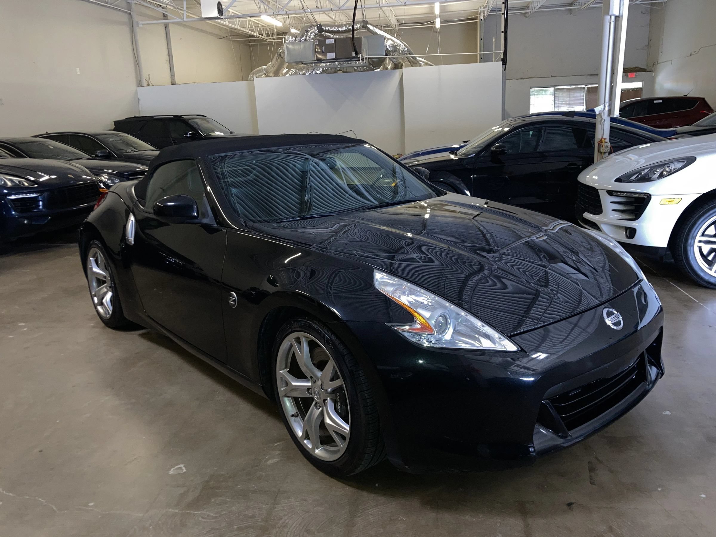 Used 2012 Nissan 370Z Touring w/ Sport Pkg RWD image 3
