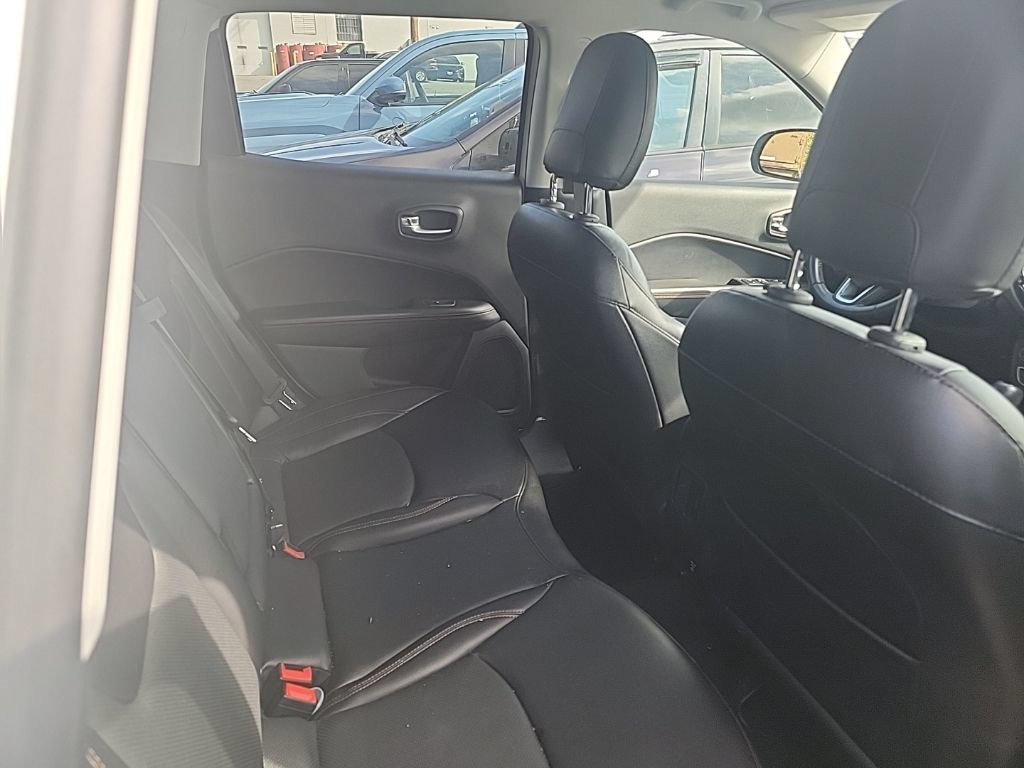 Used 2021 Jeep Compass Limited AWD/4WD image 15