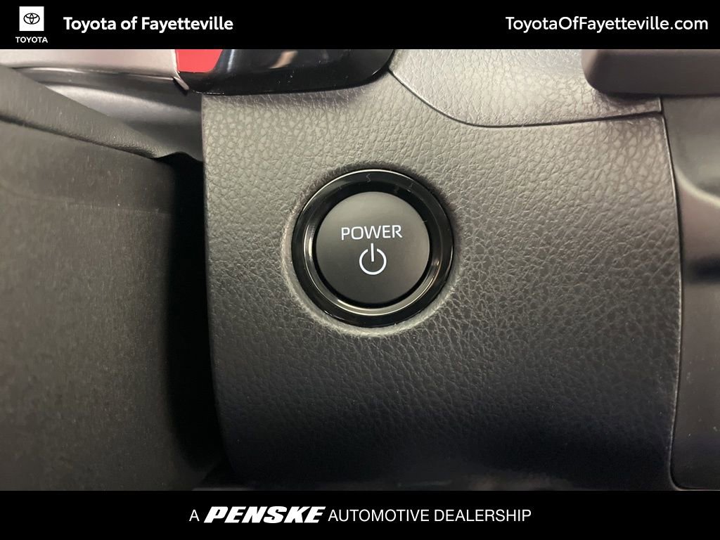 Used 2026 Toyota Camry SE FWD image 32