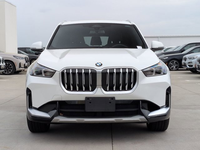Used 2025 BMW X1 xDrive28i w/ Convenience Package image 2