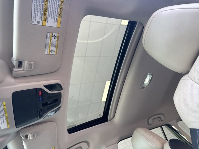 Used 2022 Subaru Outback Limited w/ Popular Package #2 image 16