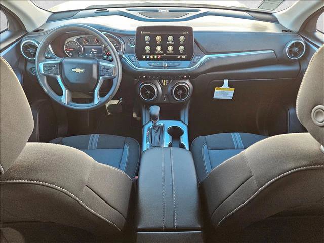 New 2026 Chevrolet Blazer LT w/ LPO, Black Grille Bar Package FWD image 15