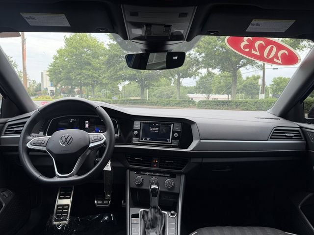Used 2023 Volkswagen Jetta Sport FWD image 33