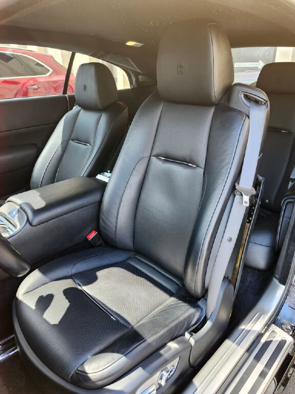 Used 2015 Rolls-Royce Wraith RWD image 15