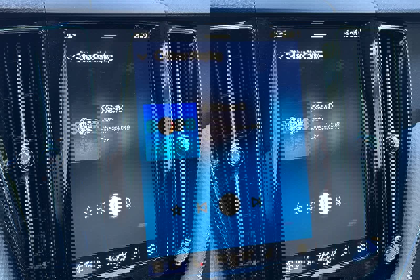 Used 2025 Volvo XC60 B5 Plus image 20