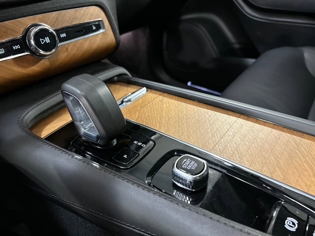 Certified 2023 Volvo XC90 B5 Plus w/ Protection Package image 19